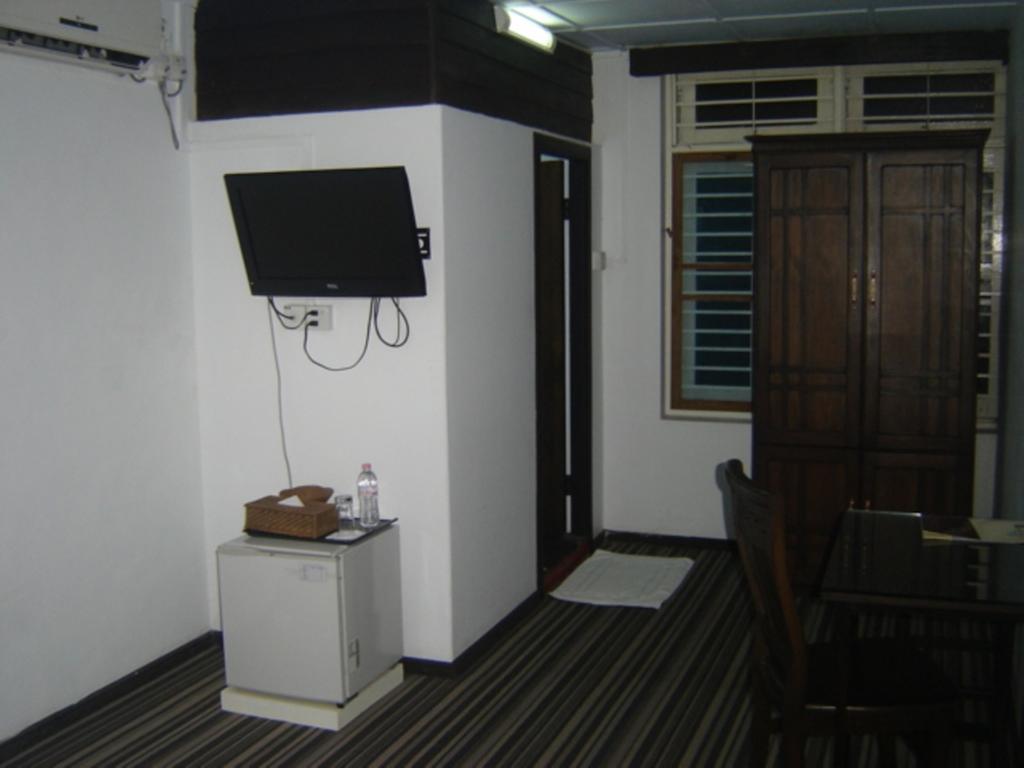 Garden Home Bed And Breakfast 仰光 客房 照片