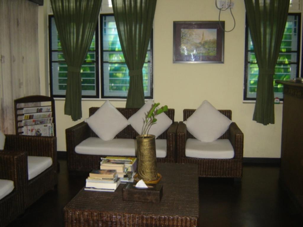 Garden Home Bed And Breakfast 仰光 外观 照片